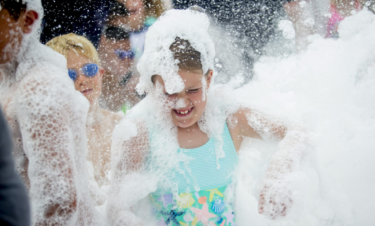 Festival Flashback Residents of Saratoga Springs make a big Splash